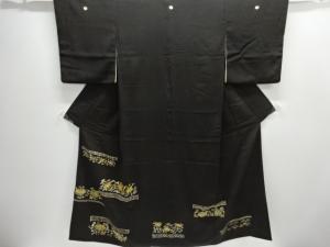 アンティーク　花唐草模様刺繍留袖（比翼付き）
